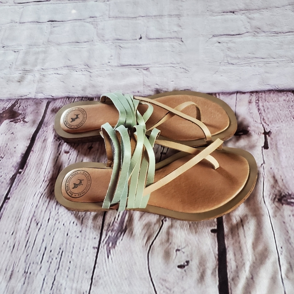 Anthropologie Gee Wawa Strappy Sandals Flat Beach Summer Festival Leather Size 7